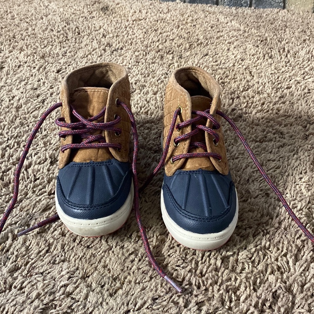 Boy’s shoes